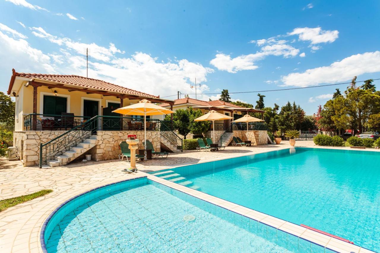 Dukes Poolside Houses Parálion Ástros Exteriör bild