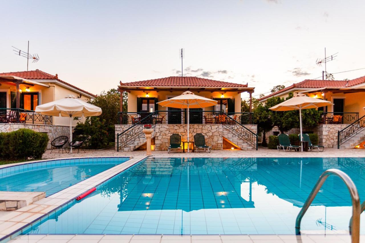 Dukes Poolside Houses Parálion Ástros Exteriör bild