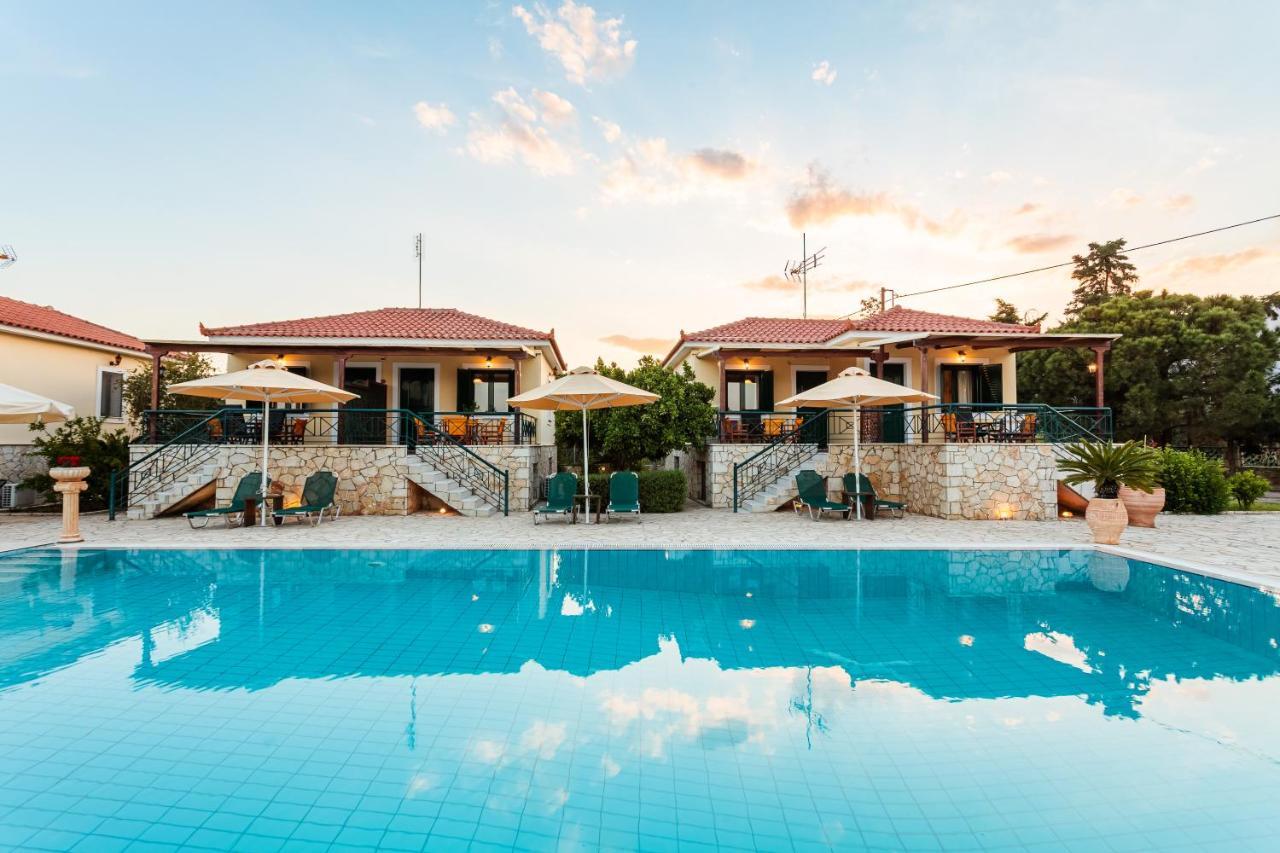 Dukes Poolside Houses Parálion Ástros Exteriör bild
